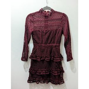 Ruffled Long-Sleeve Tiered Lace Dress, Dark Maroon Size M